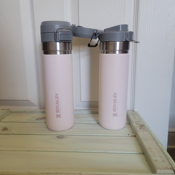 Stanley 24oz Quick Flip Go Bottle Pink/Gray Set Of 2 NWOT - Picture 6 of 6